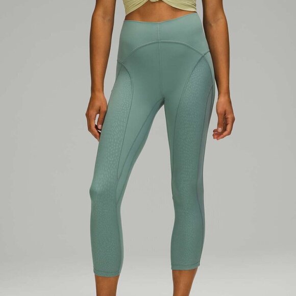 Lululemon Nulu and Mesh Mid-Rise Yoga Crop 23" - 8 Tidewater Teal - Picture 1 of 8